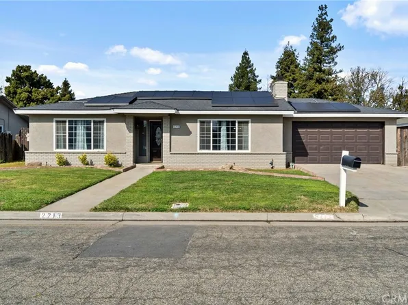 2713 Holiday Way, Madera, CA 93637