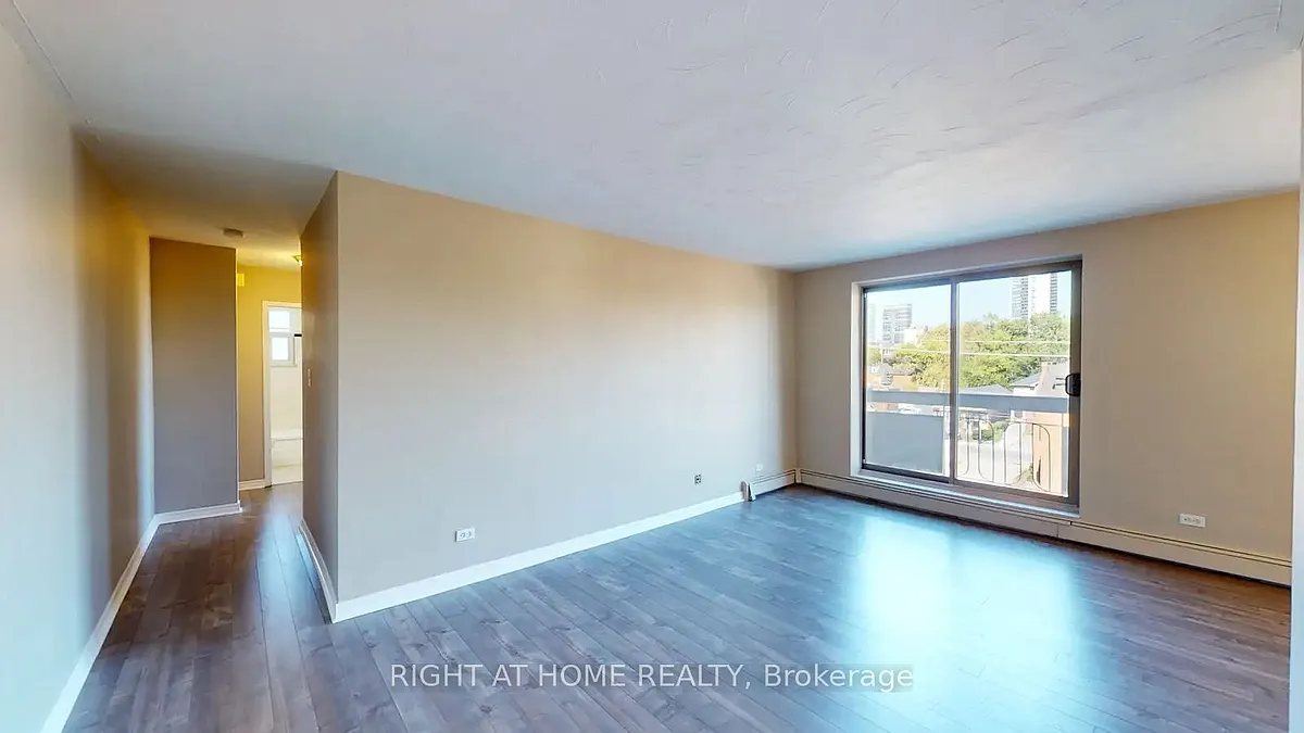 Building Photo - 125 Forest Ave #604