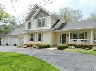 2511 Bennington Ln, McHenry, IL 60050