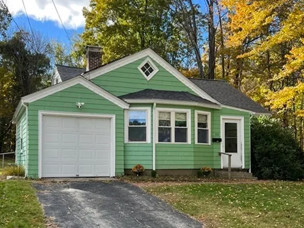 511 Mower St, Worcester, MA 01602