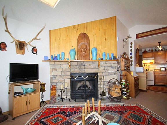 Open Floor Plan and Vaulted Ceilings