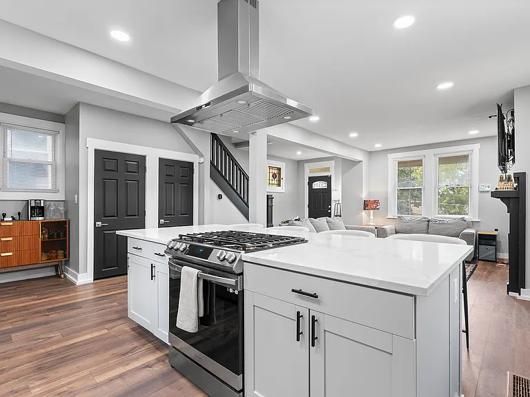 407 Winton St — Photo 10
