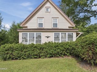 45 Fuller St, Lee, MA 01238