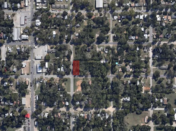 W Munson, Denison, TX 75020