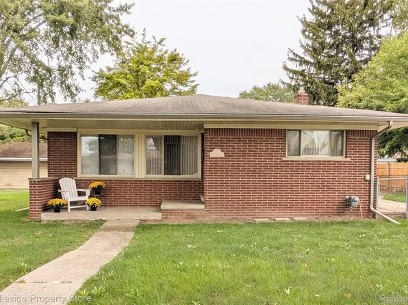 35313 Weideman St, Clinton Township, MI 48035