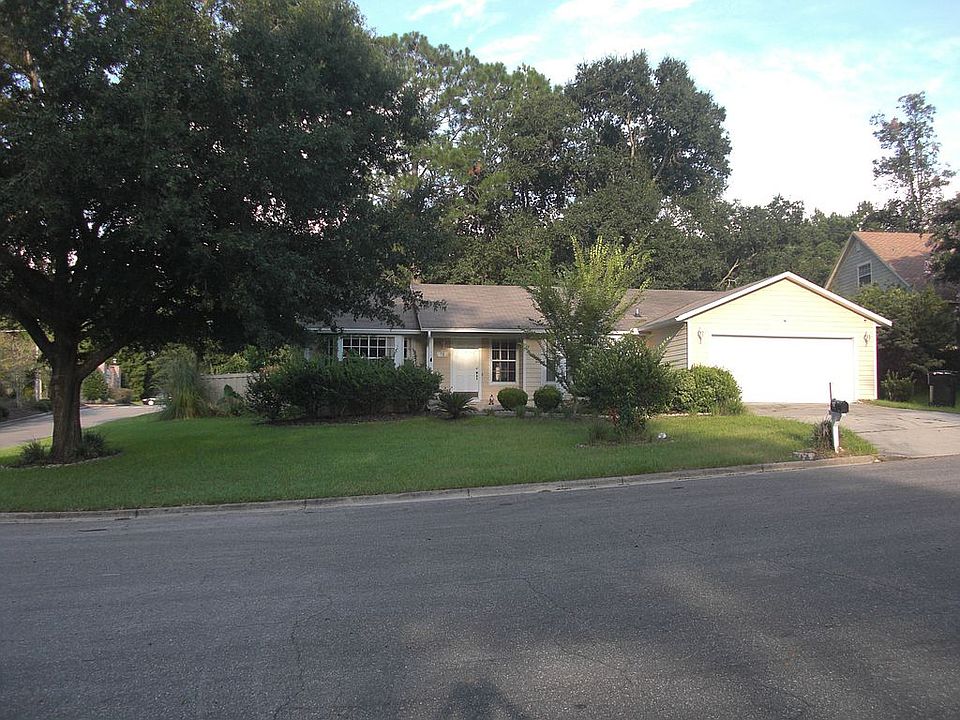 1st image of 8303 NW 36th Ave