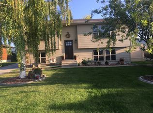 1697 Larson Dr, Helena, MT 59601