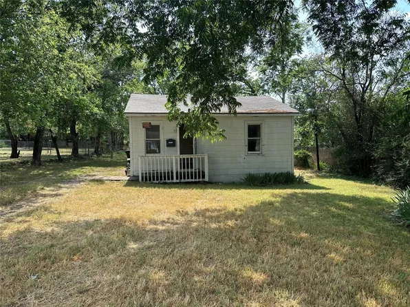 3040 Sappington Pl, Fort Worth, TX 76116
