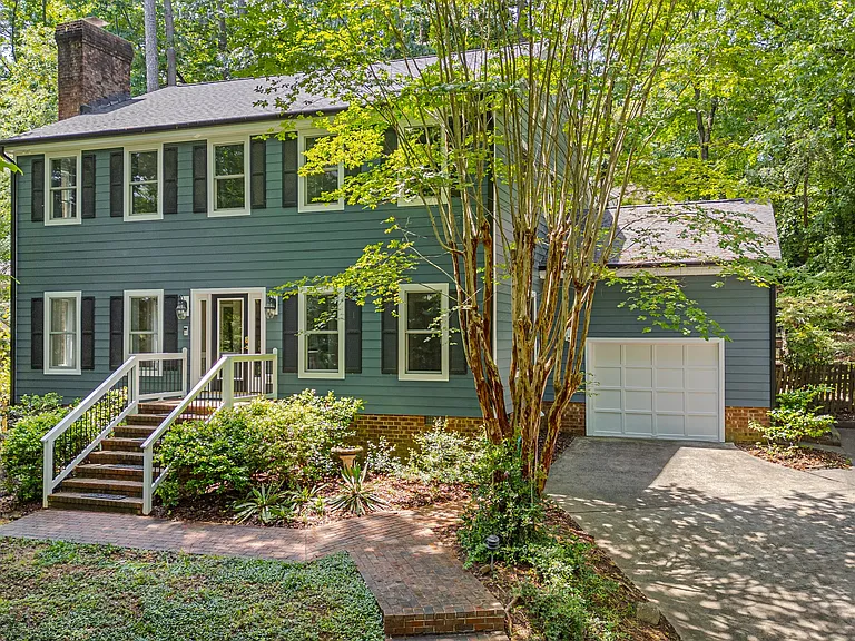 207 Old Forest Creek Dr — Photo 2