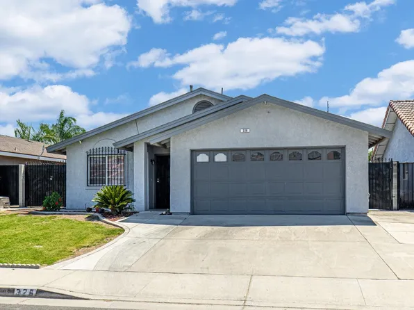 326 22nd Ave, Delano, CA 93215