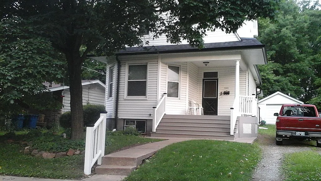 3351 Eminence Blvd photo 1