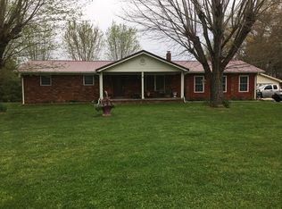 377 Bellview Rd, Pikeville, TN 37367