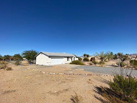 3rd image of 7117 W Nova Dr