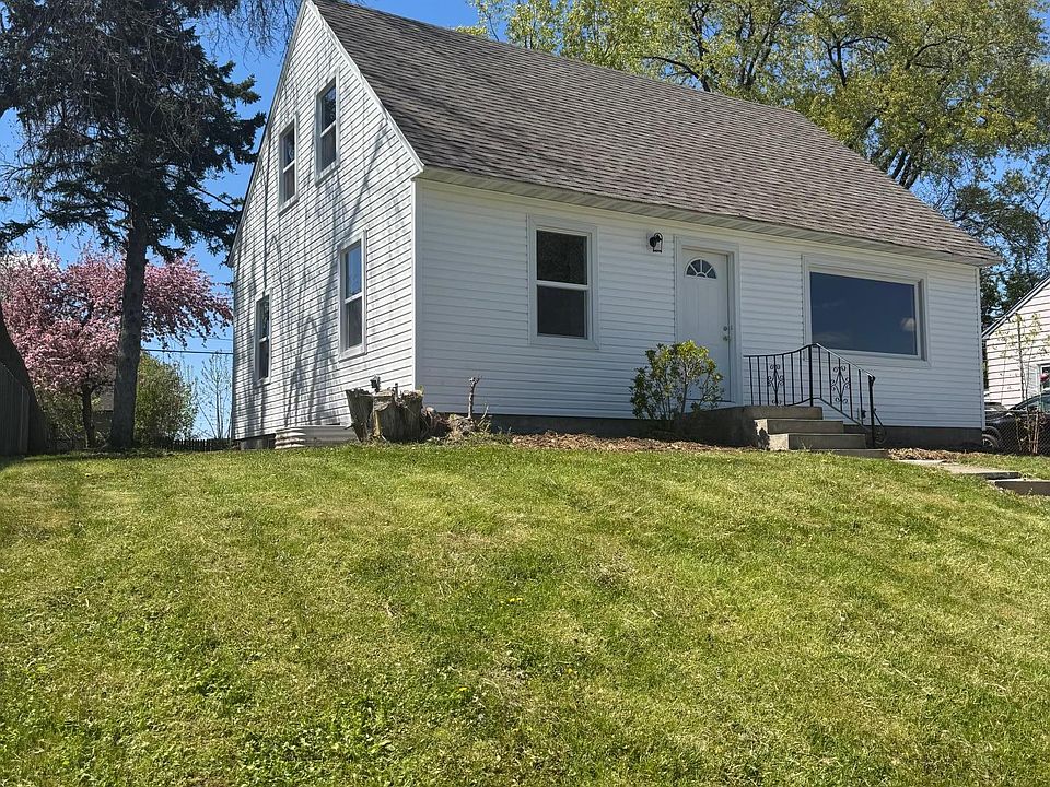 1st image of 1173 Macarthur Ave