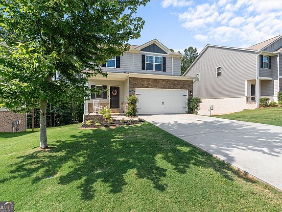 4th image of 302 Augusta Woods Dr