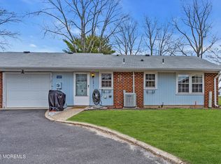 1237A Hamilton Ct, Lakewood, NJ 08701