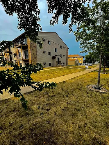 Ninth Circle Apartments Photo 1