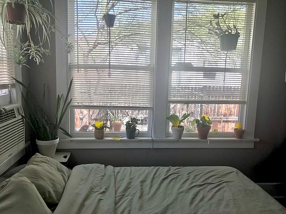 4th image of 725 E 5th St #10527286