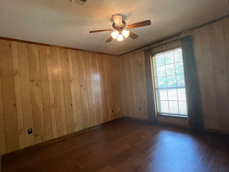 156 Kelley St — Photo 10