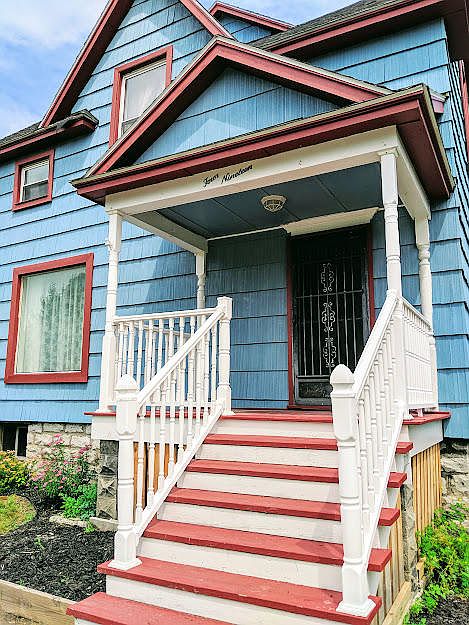 1st image of 419 W Washington Ave