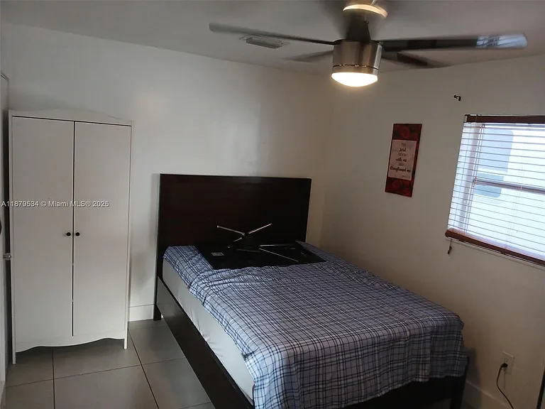 11510 SW 182nd Ter #2 — Photo 6