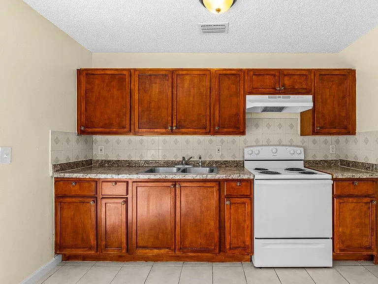 4863 Gulfstream Rd — Photo 10
