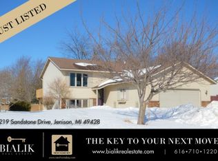 2219 Sandstone Dr, Jenison, MI 49428