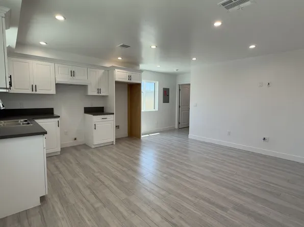 9011 Holmes Ave #A, Los Angeles, CA 90002