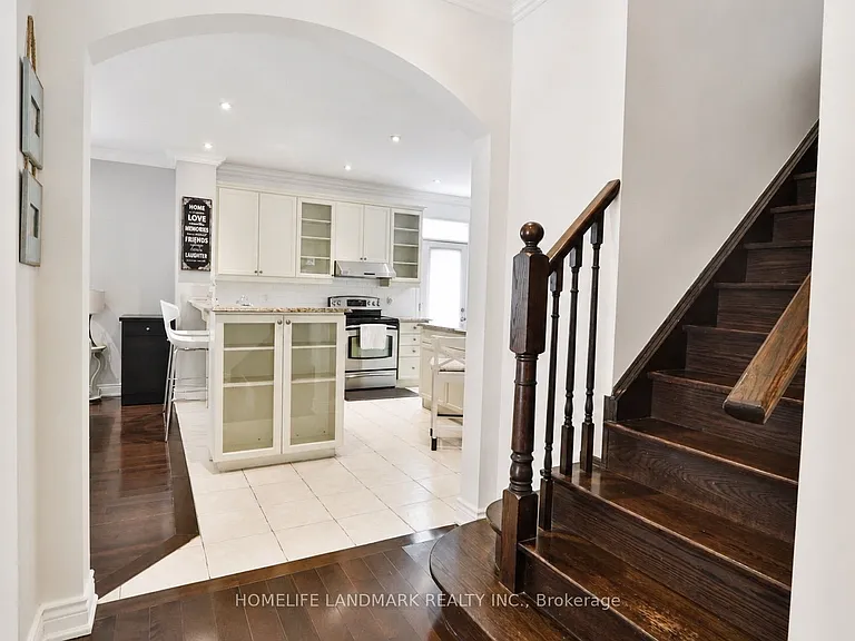 191 Robirwin St — Photo 7