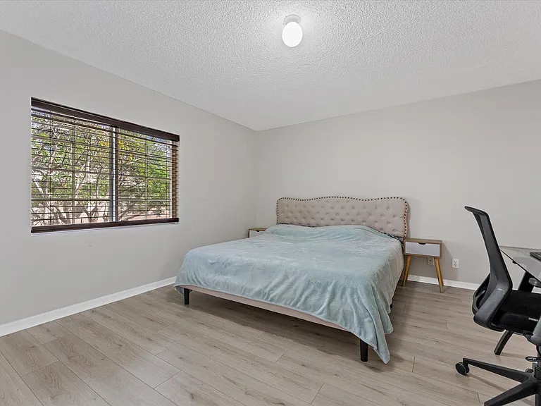 2264 Salerno Cir — Photo 13