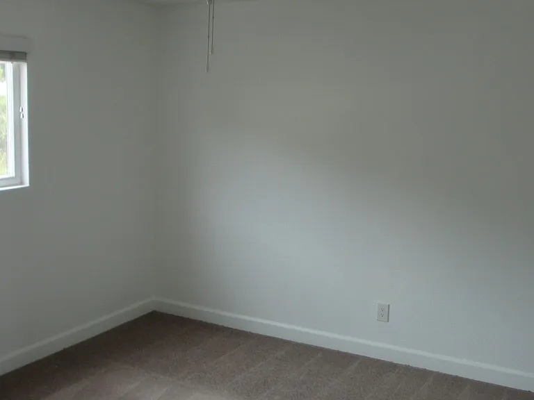 5848 Greenleaf Ave #12 — Photo 8