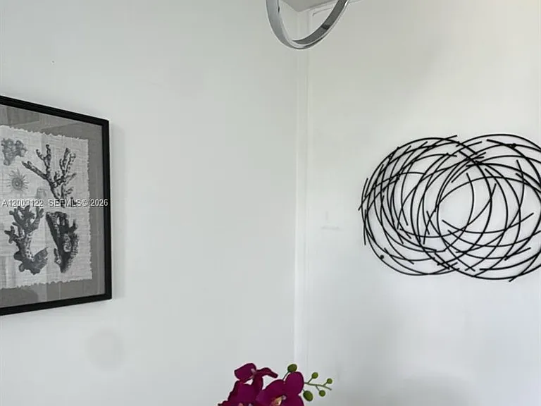 1000 West Ave #218 — Photo 9
