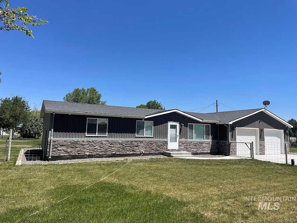 1st image of 318 Redwood Dr