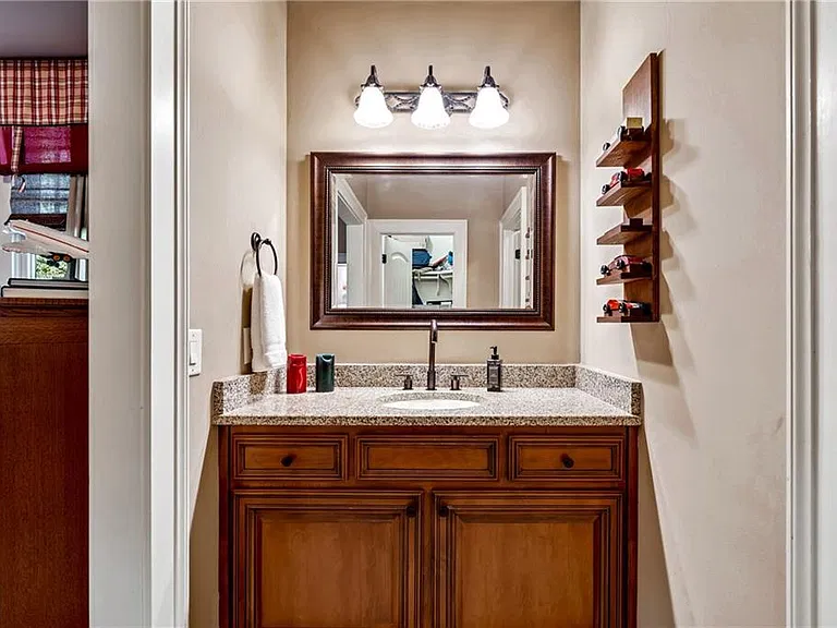 6407 Grand Marina Cir — Photo 69