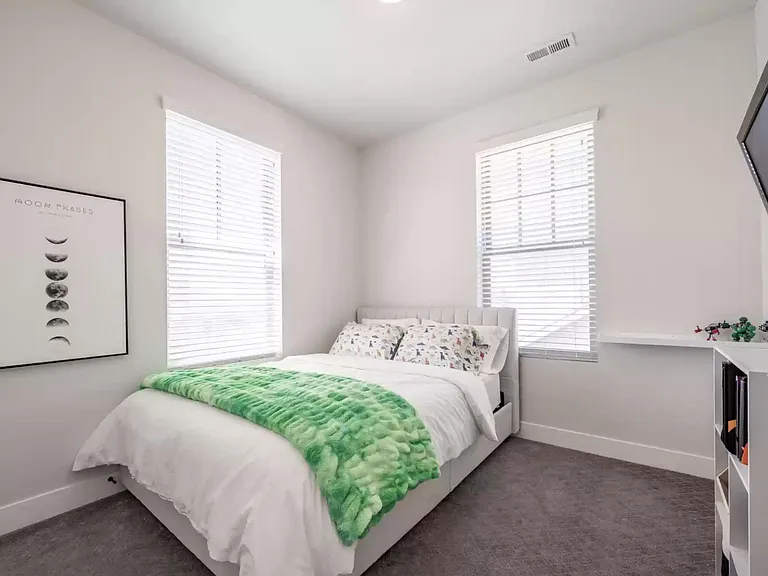 4596 W Serendipity Way — Photo 17
