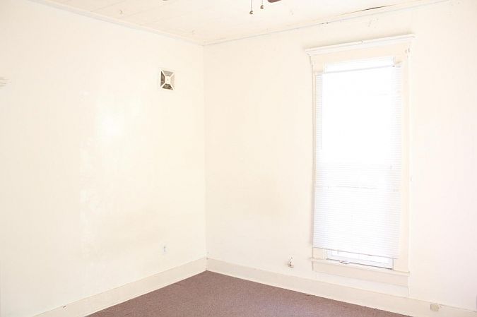 2nd image of 1507 Windsor St #B