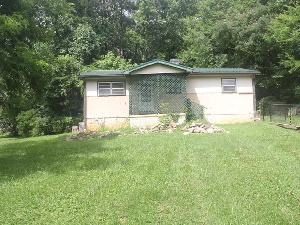 403 Inman St, Ringgold, GA 30736