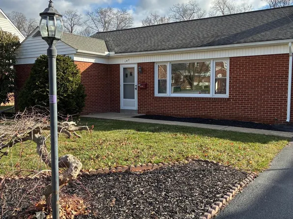 147 Penn Ave, Ephrata, PA 17522