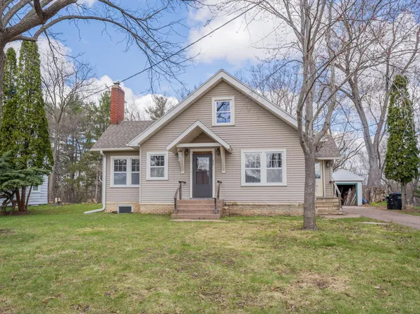 515 12th Ave W, Menomonie, WI 54751