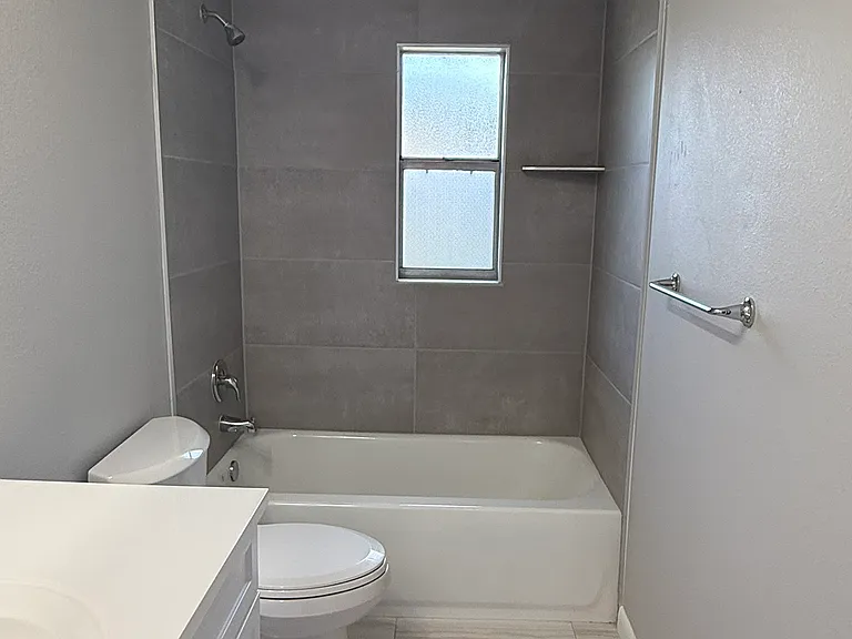 94 Sweetbriar Br — Photo 23