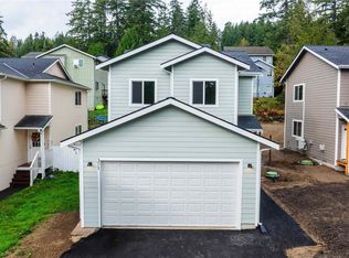 371 E Sullivan St, Allyn, WA 98524