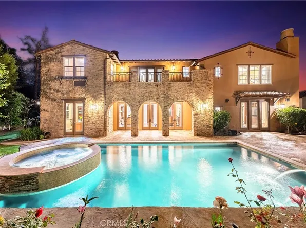 8 Ali Ln, Mission Viejo, CA 92694