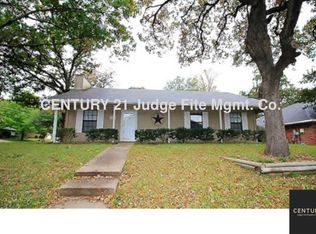 1401 Briarwood St, Denton, TX 76209