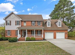 6113 Castlebrooke Ln, Linden, NC 28356