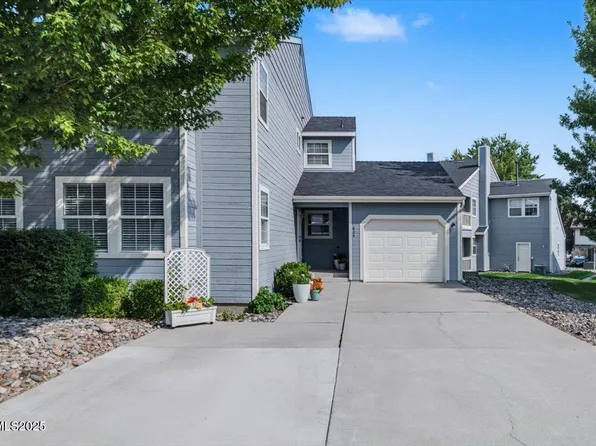 634 Travis Dr, Carson City, NV 89701