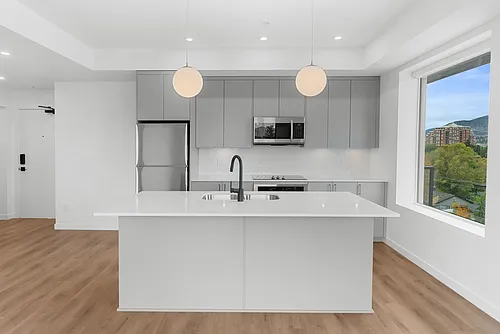 1301 Belaire Ave #435 Photo 1