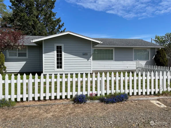 214 16th Street NE, Long Beach, WA 98631