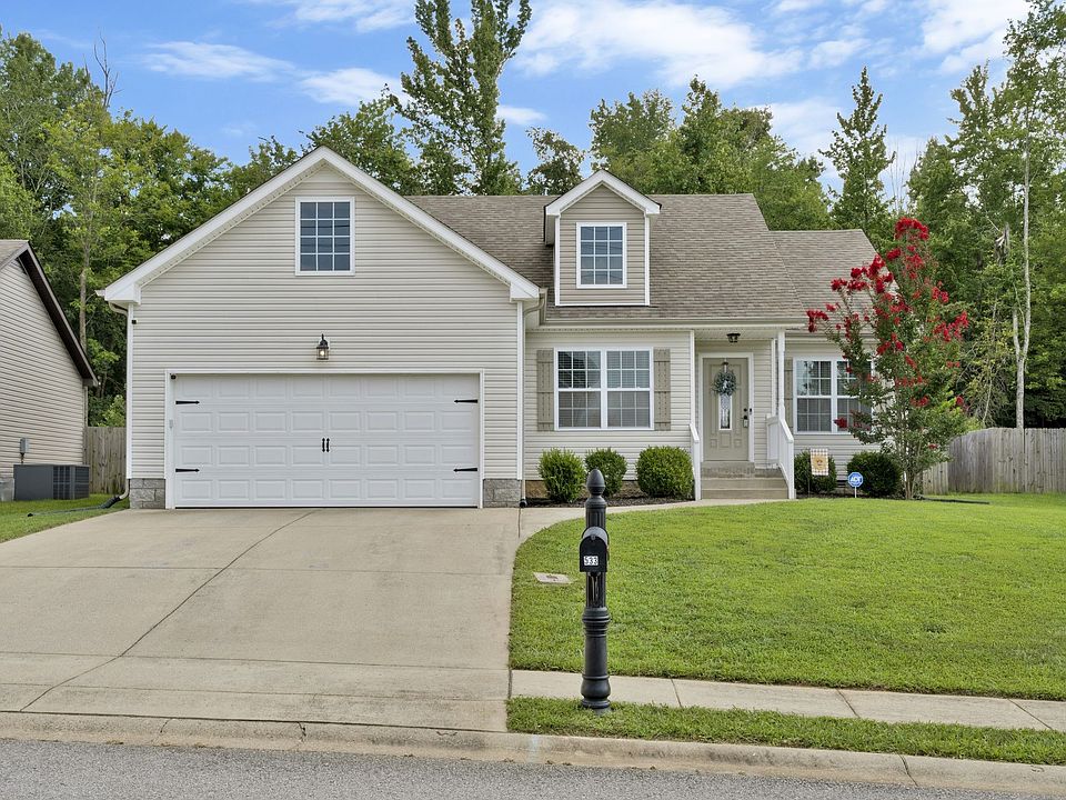 1st image of 533 Magnolia Dr