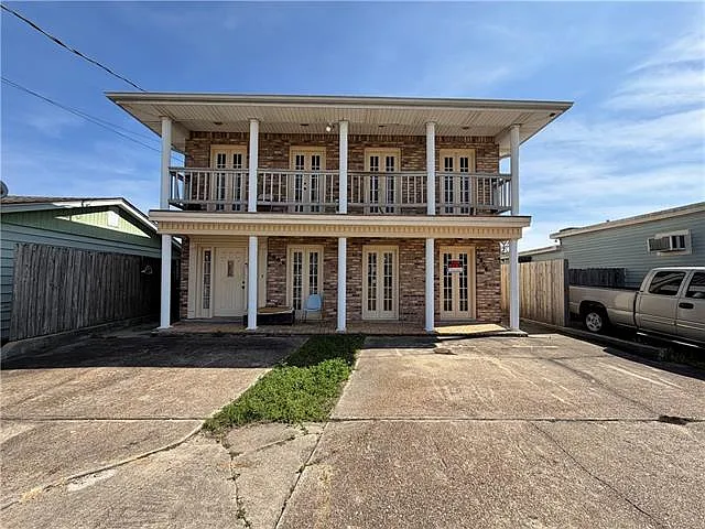 2804 Salem St — Photo 1