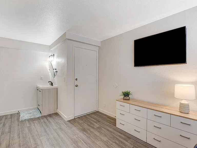 Viva Apartments — Photo 33